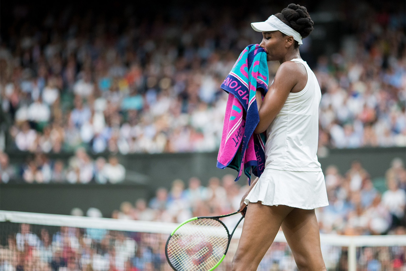 http://www.wimbledon.com/images/pics/large/b_muguruza_1854_150717_tc.jpg