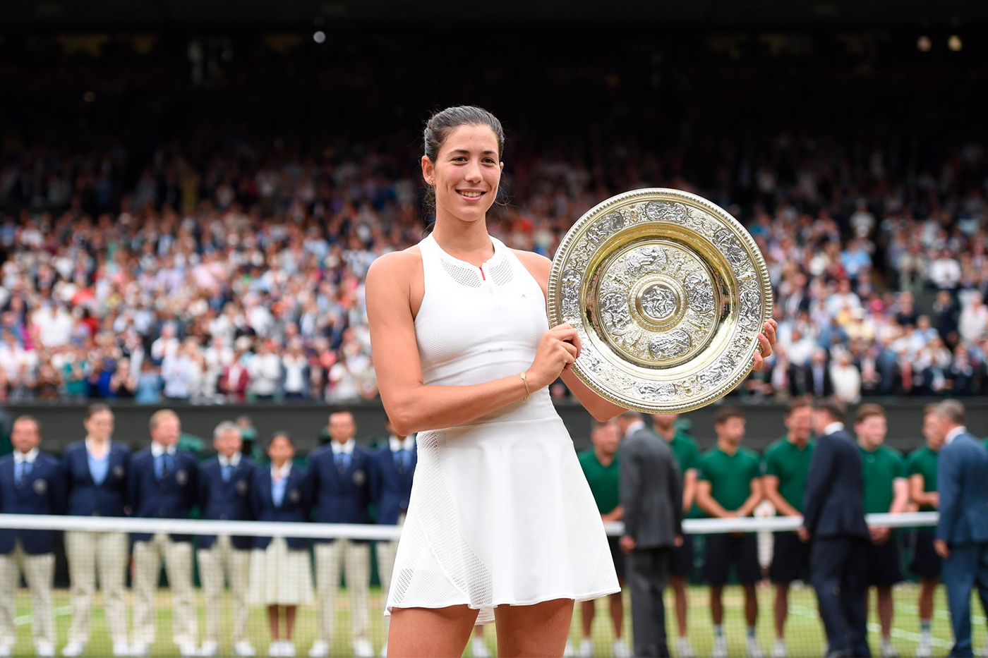 http://www.wimbledon.com/images/pics/large/b_muguruza_1880_150717_fe.jpg