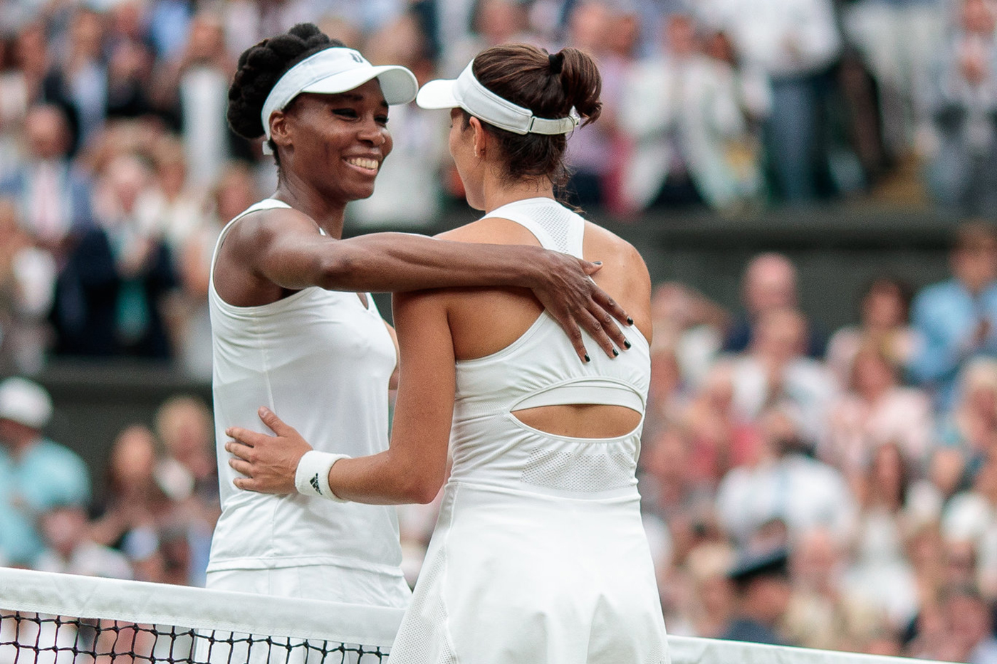 http://www.wimbledon.com/images/pics/large/b_venuswilliams_muguruza_843_150717_tc.jpg