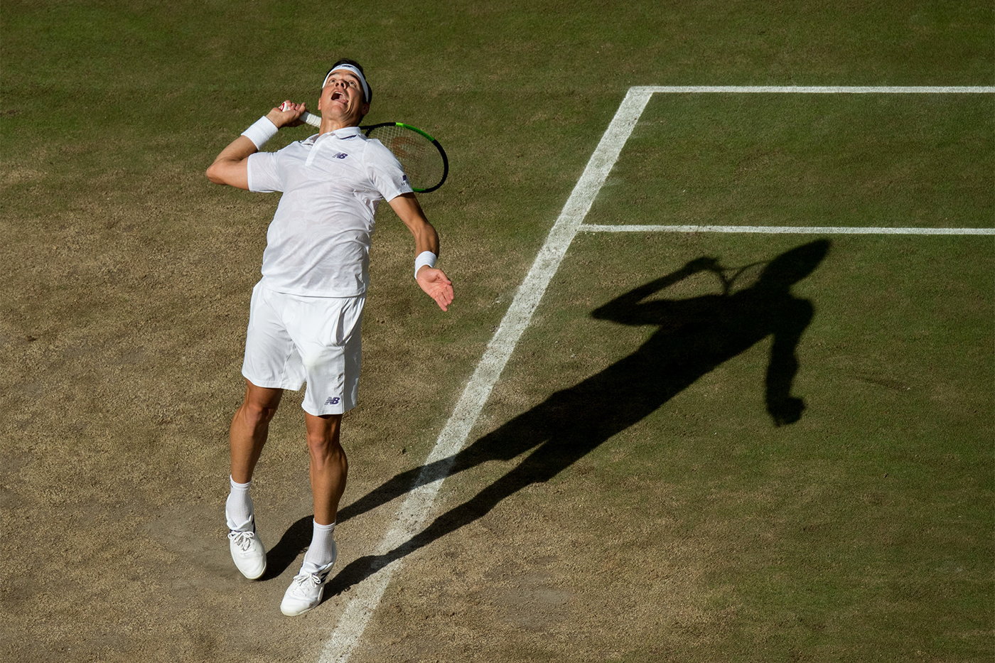 Federer Defeats Raonic - 100th Match At Wimbledon - The Championships ...